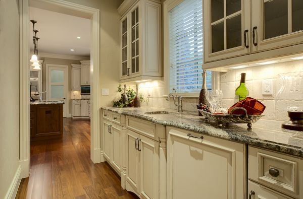 Butlers Pantry Installation in Little Elm